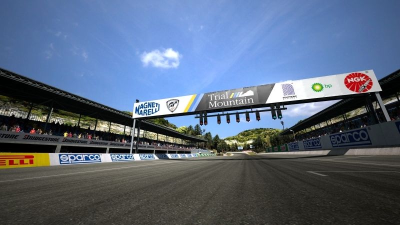igra-gran-turismo-5-academy-edition-s-podderzhkoj-3d-russkaya-versiya-ps3-used-bu_4.jpg