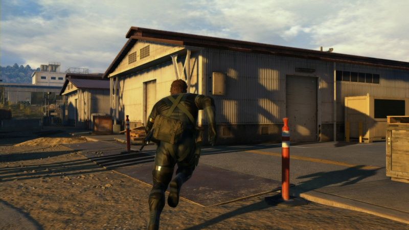igra-metal-gear-solid-5-v-the-phantom-pain-fantomnaya-bol-russkaya-versiya-ps3_3.jpg